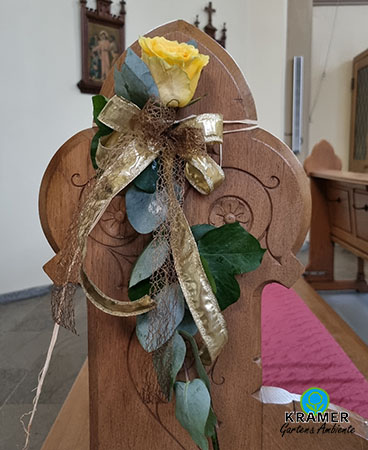 kirchendekoration blumenanstecker rose gelb