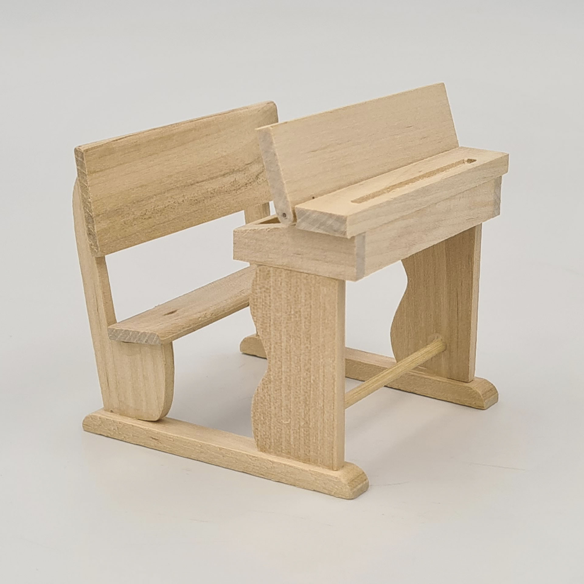 Schulbank offen aus Holz für Wichtel und eine besondere Wichtelwelt