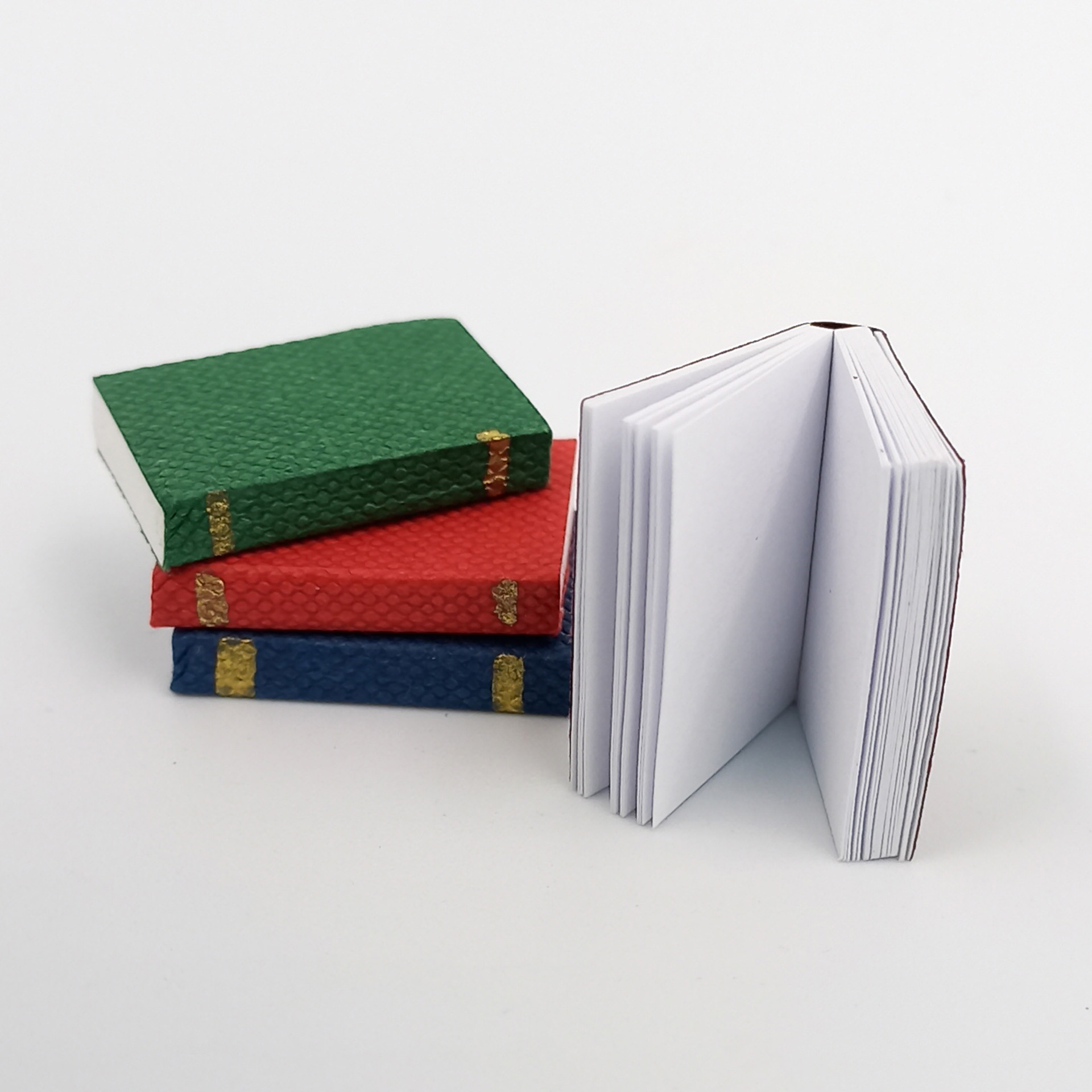 Bücher bunt Wichtelzubehör