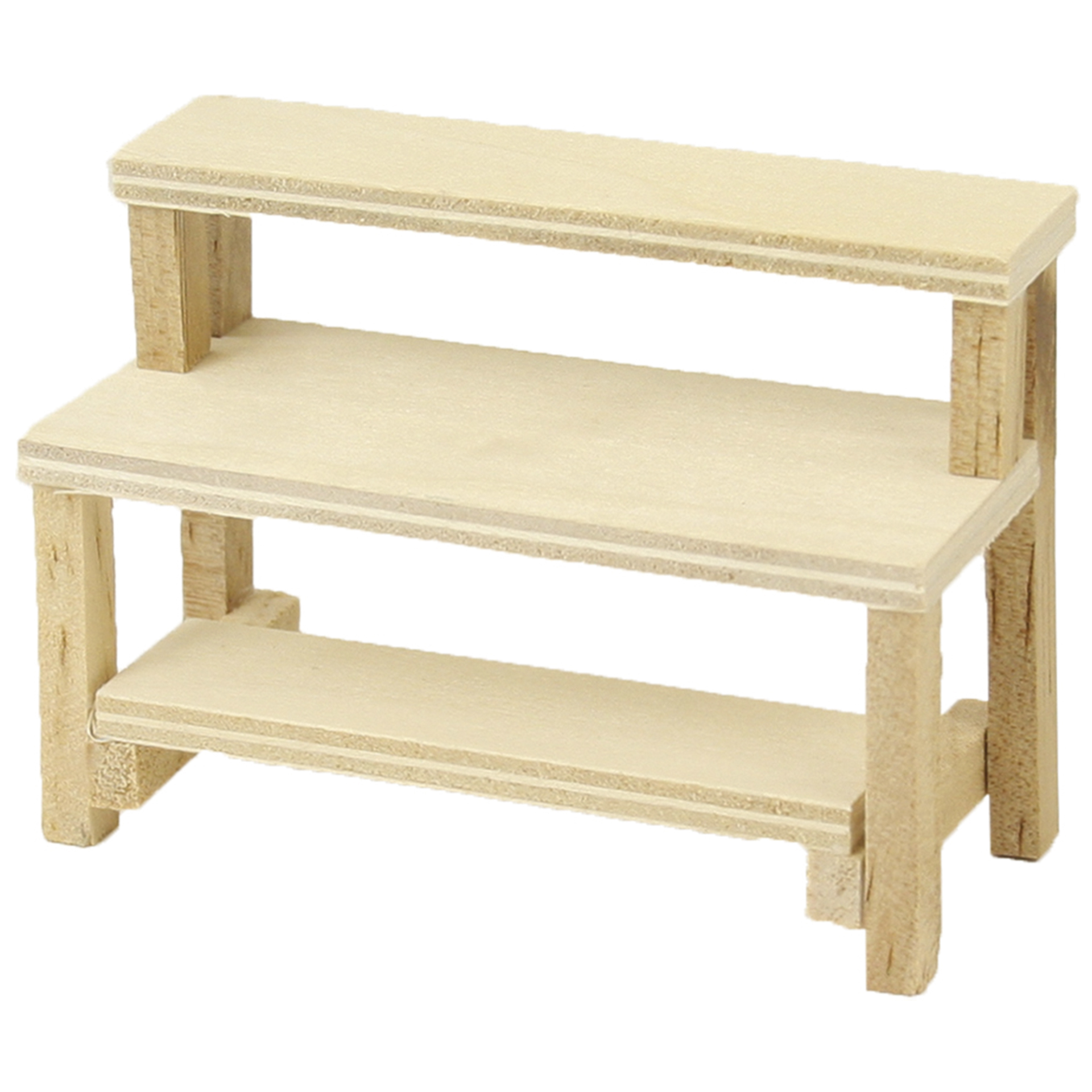 Marktstand aus naturbelassenen Holzbrettern mit 3 Etagen