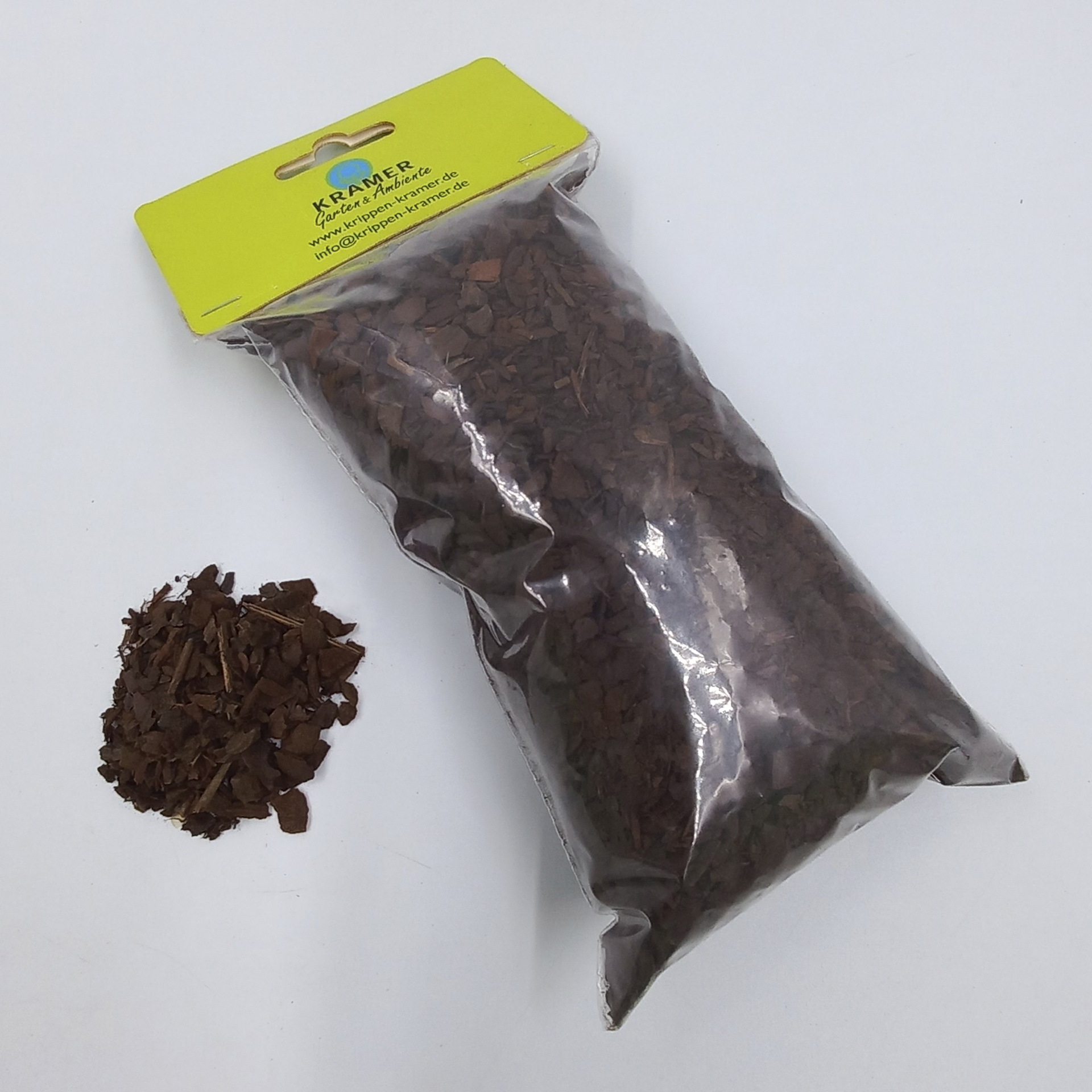 feine Decorinde Pinie für den Krippenbau