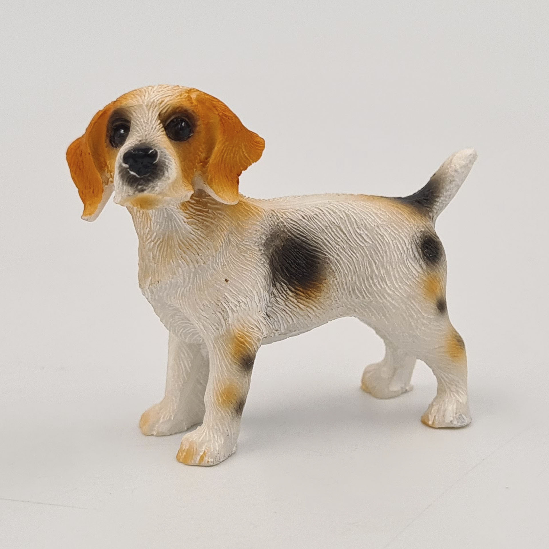 Beagle stehend Wichtelzubehör Krippenzubehör