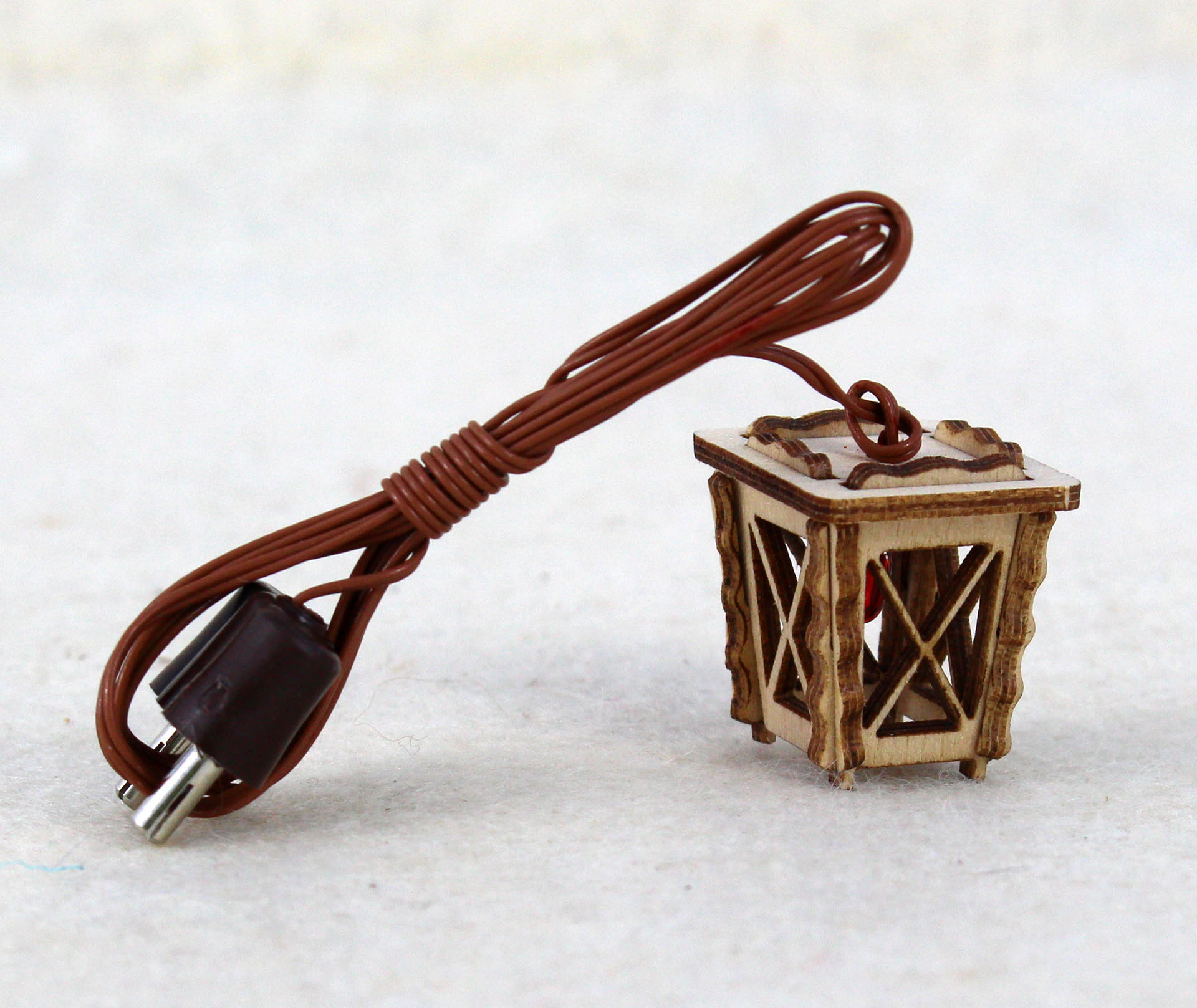 Holzlaterne mini rot für krippenbau